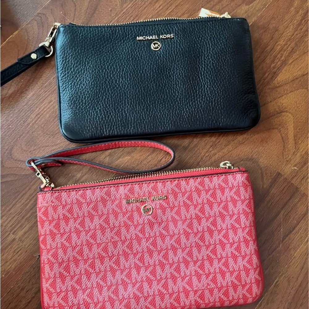 Michael Kors Black and Red Wristlet Set